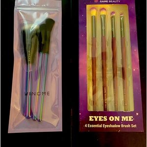 Makeup brushes